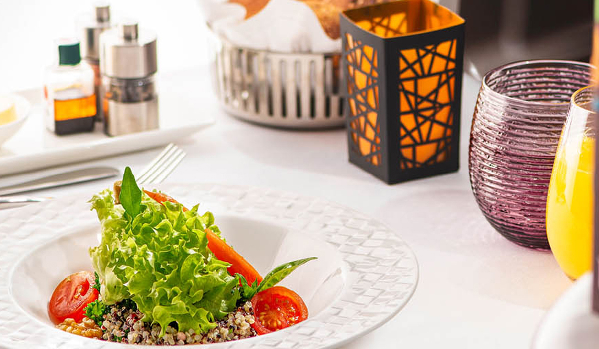 Qatar Airways introduces new organic food choices for passengers